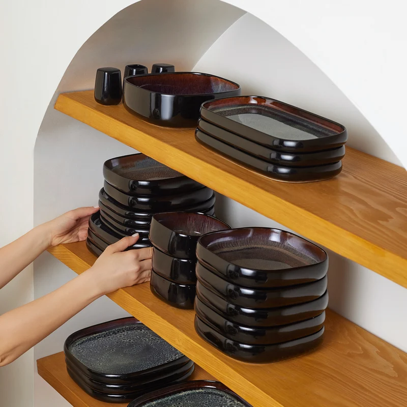 Karaca Earth Collection Galactic Shiny Black 55-teiliges Tafelservice für 12 Personen
