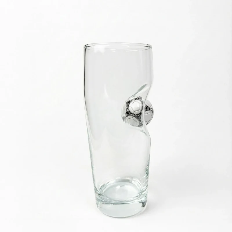 Fussball Bierglas WM 2026 Edition – 605ml Unikat mit echtem Ball-Design