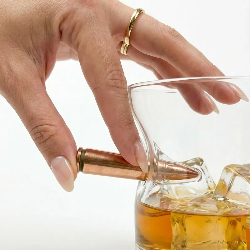 Whisky- & Gin-Glas mit echter Patrone (230ml)