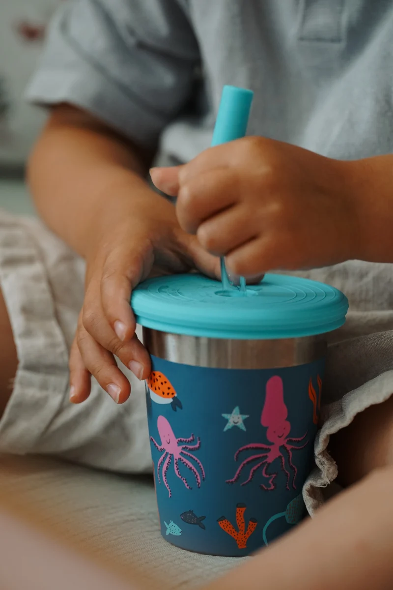 Family Bundle Helia – Milky Green & Kids Straw Cup Blue World