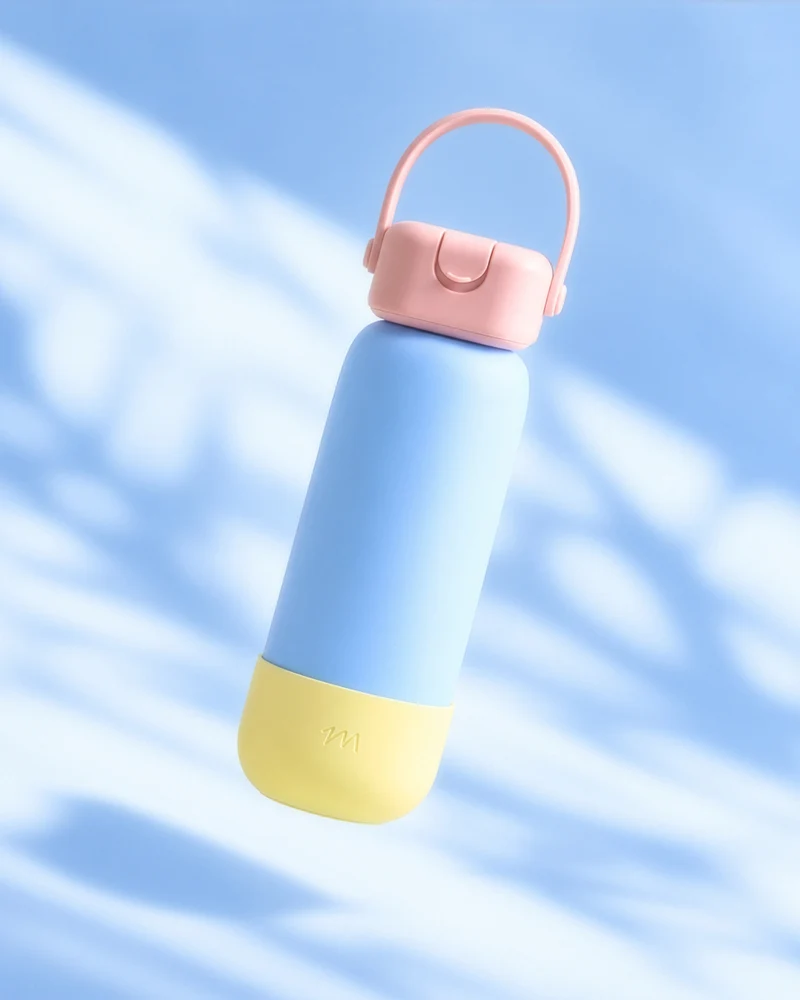 Lola Trinkflasche hellblau