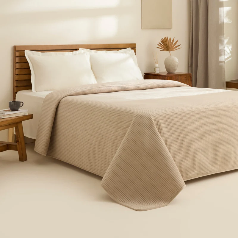 Karaca Chloe Tagesdecke, Einzelbett, Beige
