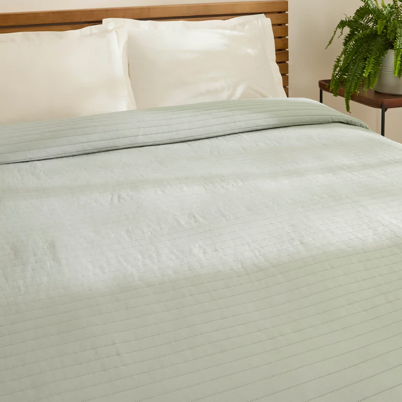Karaca Freya Tagesdecke, Doppelbett, Salbeigrün