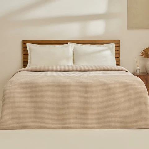 Karaca Chloe Tagesdecke, Doppelbett, Beige