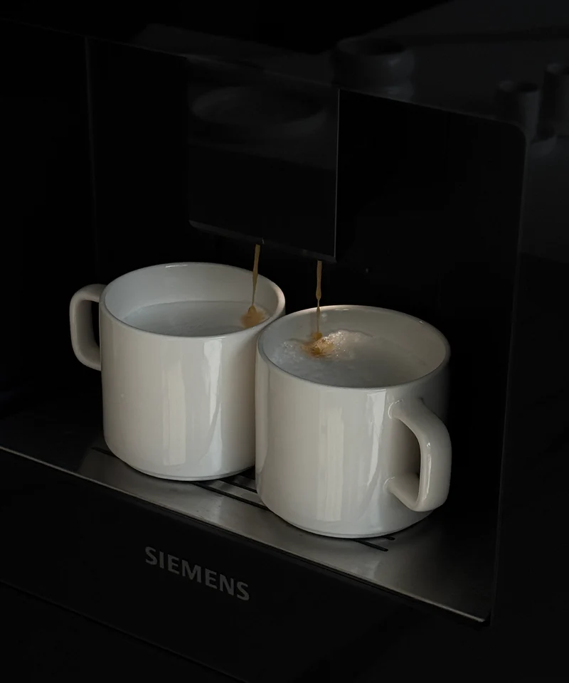 Tasse mit Untertasse in Cremeweiß glänzend | Nia