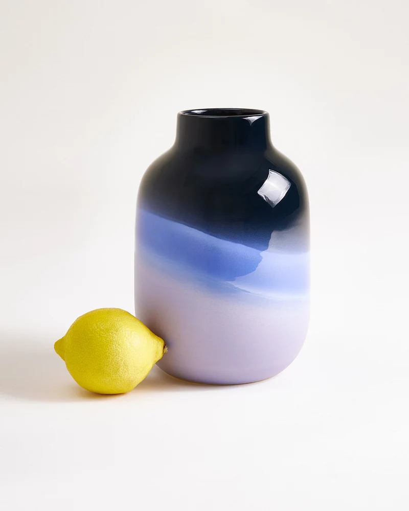 Nuno Vase M dunkelblau blau