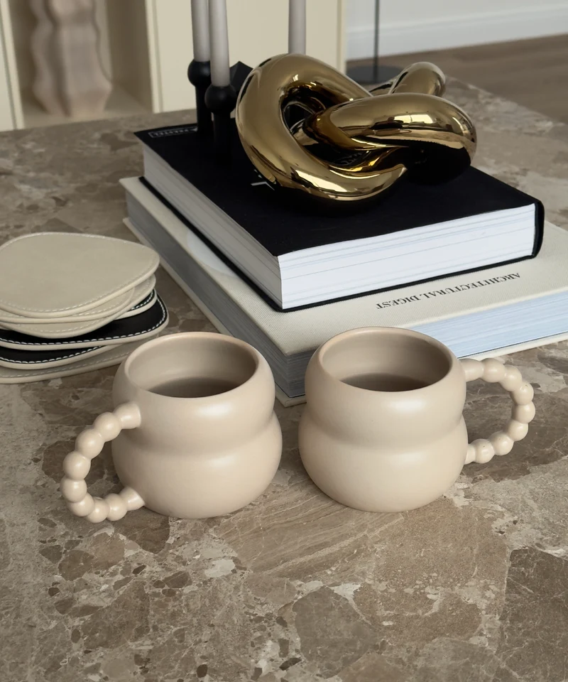 Keramiktasse Perlenhenkel Beige | Chloé