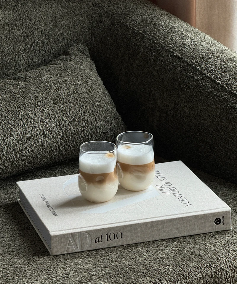 Modernes Glas mit Wölbungen | Nizza