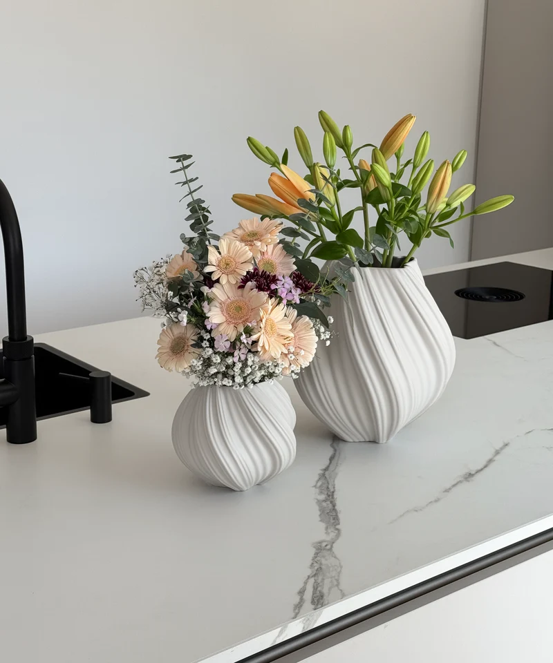 Set aus großer und kleiner Keramik Vase in Cremeweiß | Flora