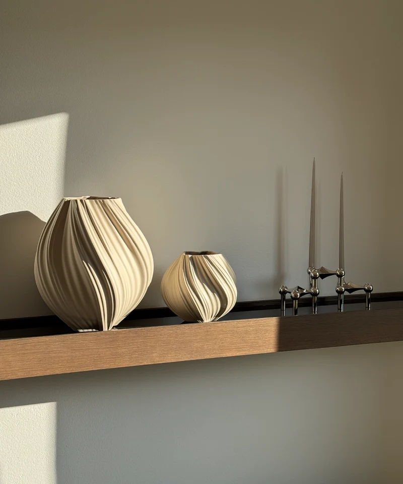 Set aus großer und kleiner Keramik Vase in Beige | Flora