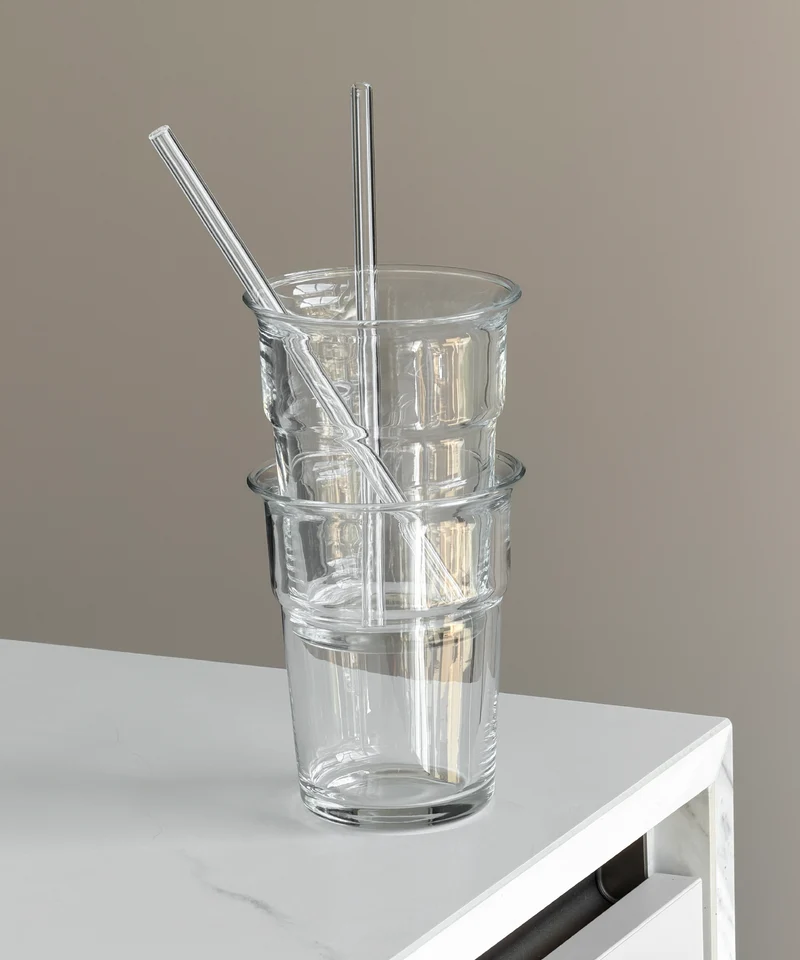 Klares Trinkglas im To-Go Design | Liva