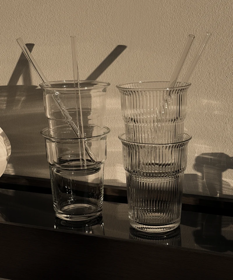 Gerilltes Trinkglas im To-Go Design | Liva
