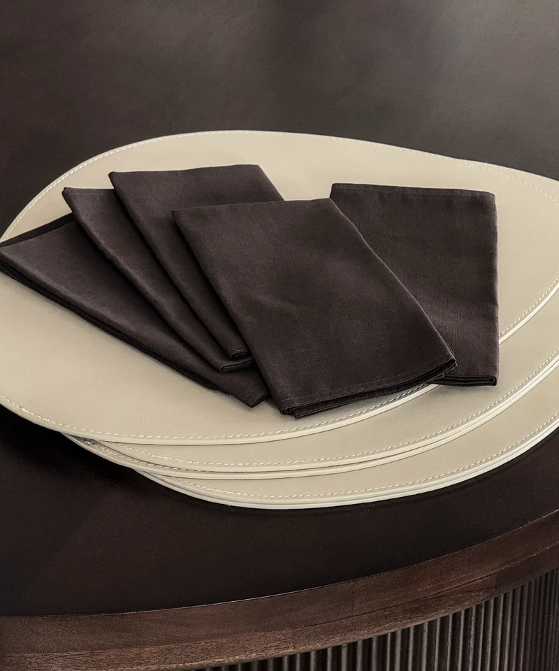Dunkelbraune Servietten 6er Set | Kyla