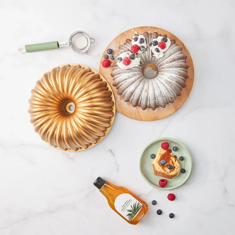 Karaca Cake Pro Geschnittene Goldguss-Kuchenform