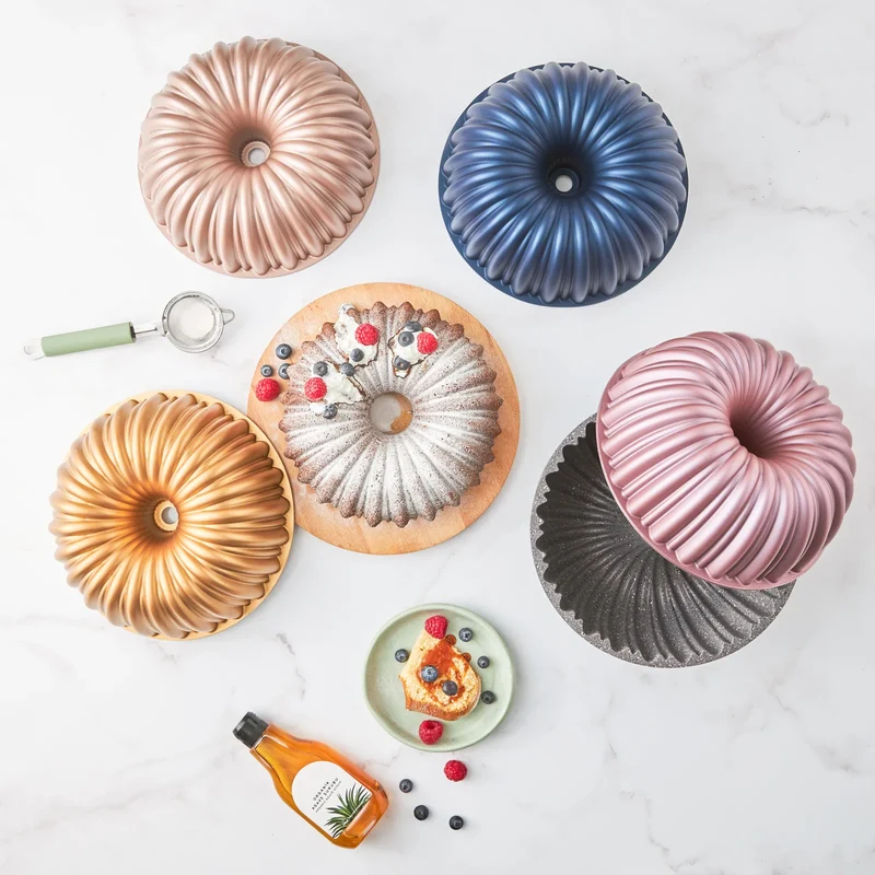 Karaca Cake Pro Geschnittene Goldguss-Kuchenform