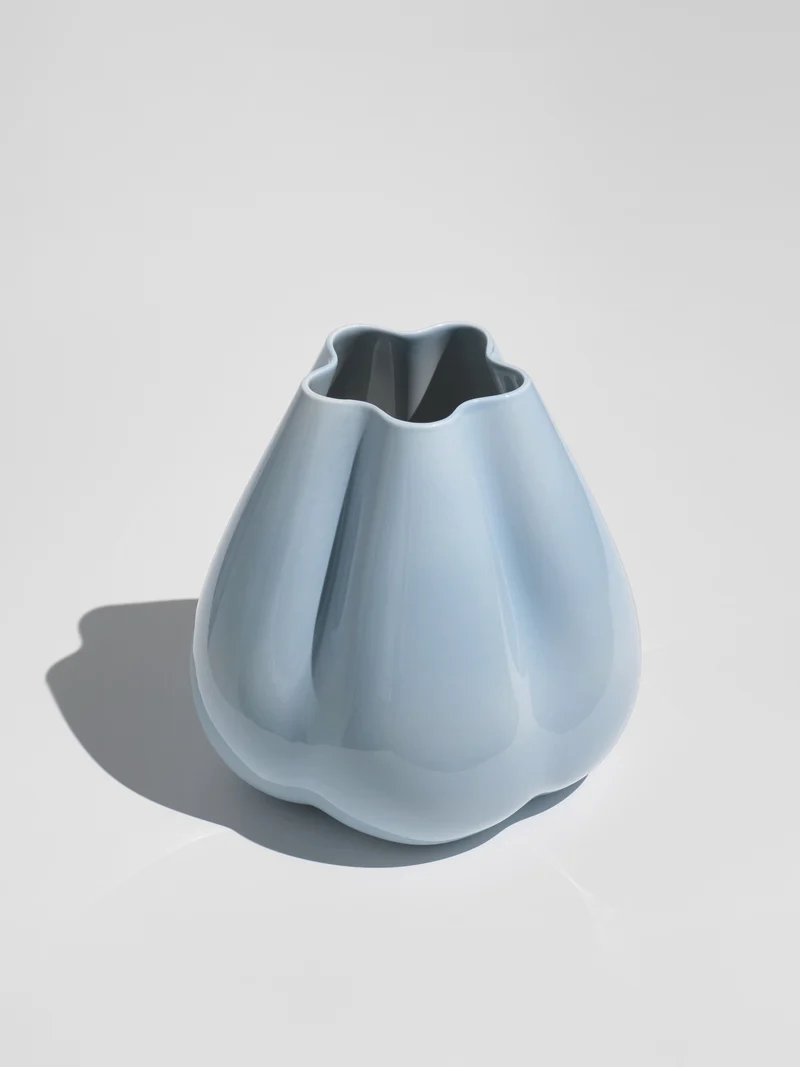 Dumpling Vase, baby blue