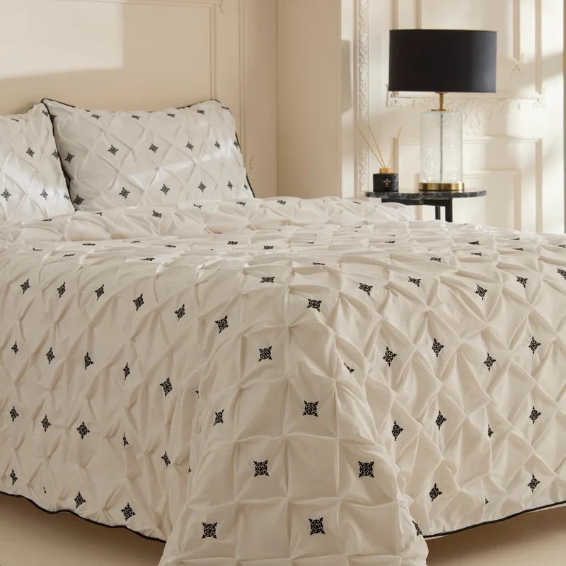 Karaca Elisa Bettbezug-Set aus 100 % türkischer Baumwolle, Doppelbett, Weiß