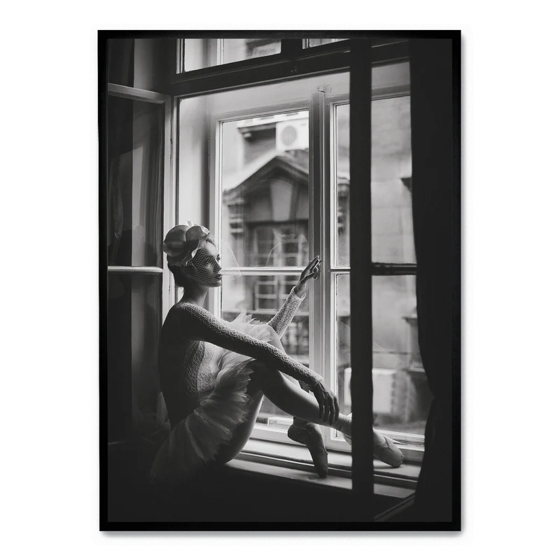 Ballerina im Fenster Bild im Rahmen 30x40 mit Passepartout