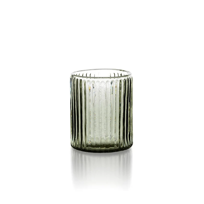 Grünes geripptes Glas
