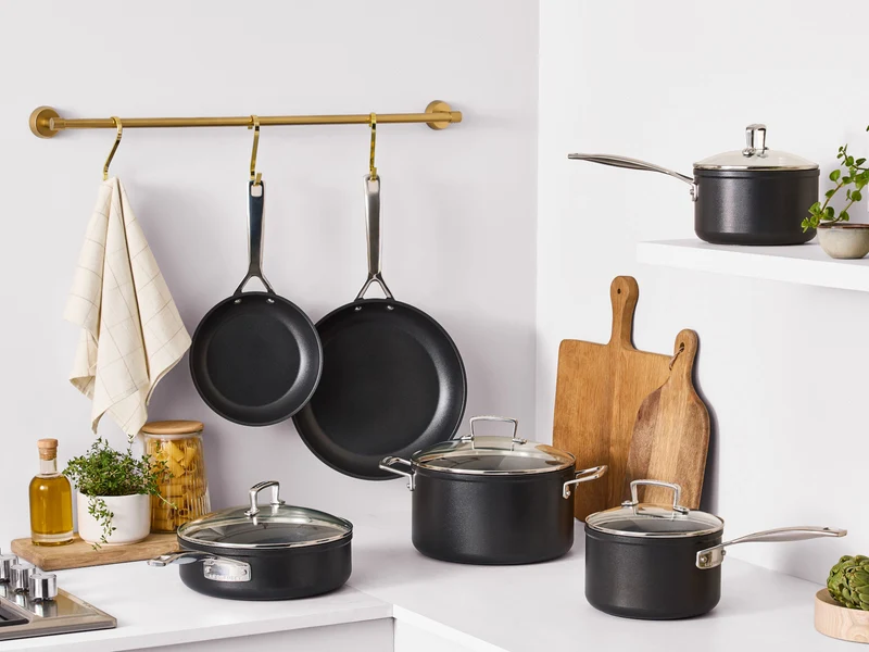 Le Creuset Aluminium-Antihaft Pfanne flach 28cm