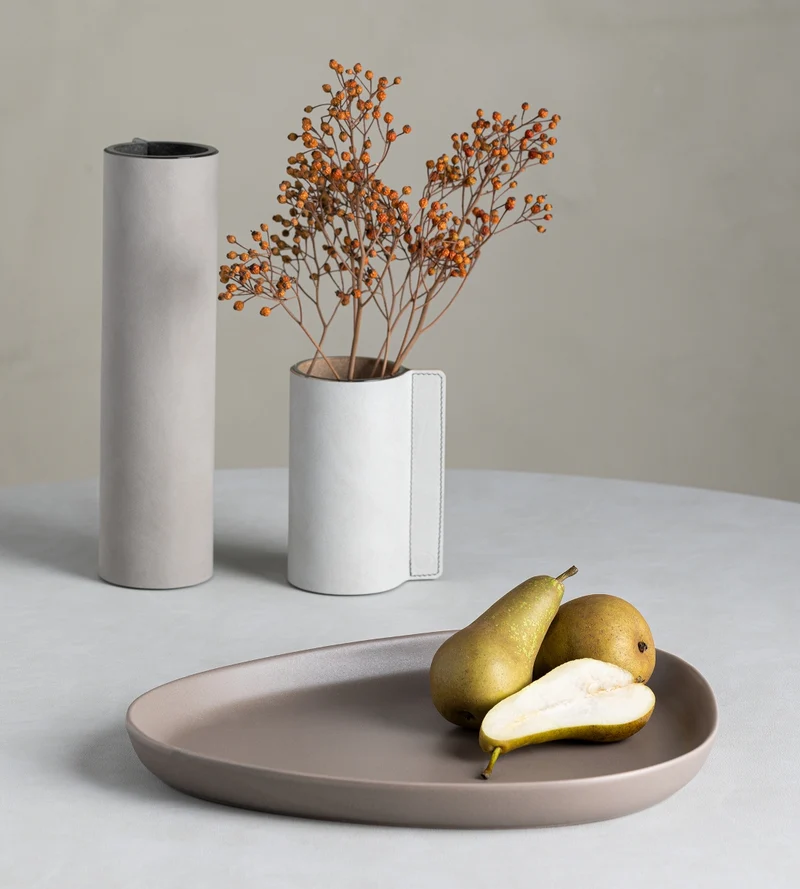 LIND DNA Curve Stoneware Platzteller warm grey