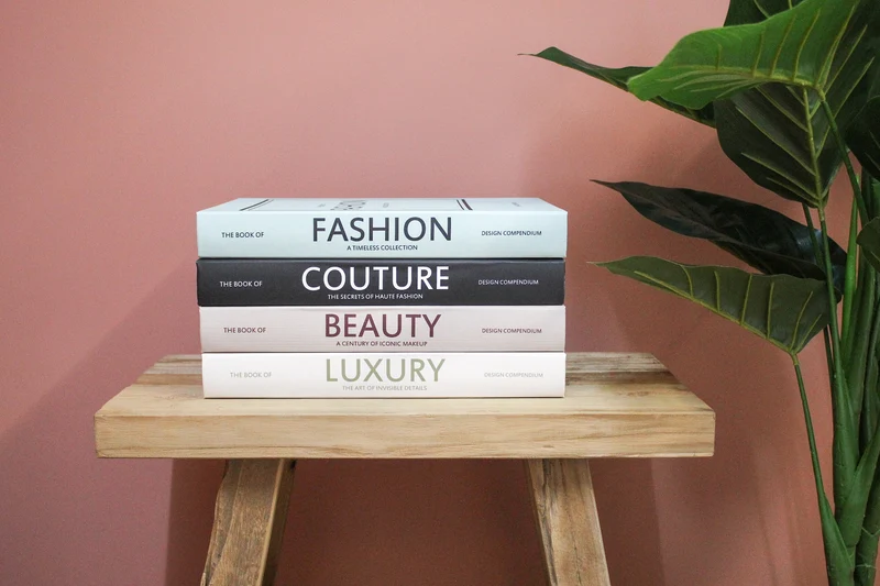 Books fashion 30x21x7cm 4 assortie
