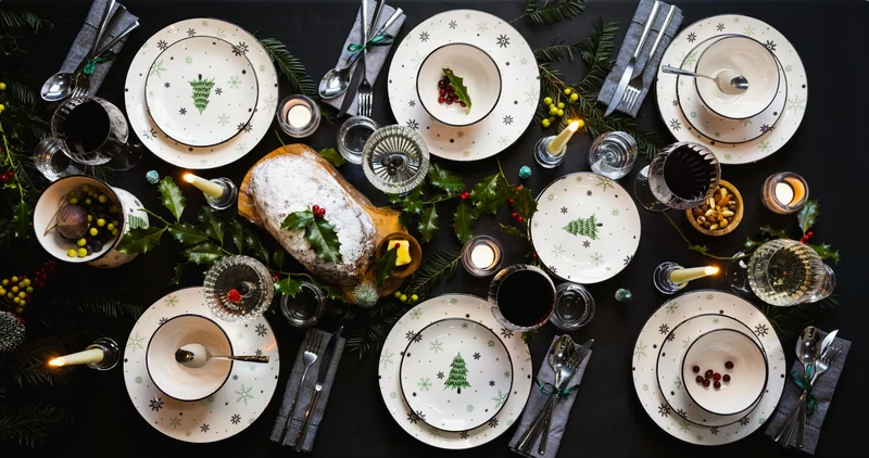 Cookinglife Weihnachtsgeschirrset Grün 18-teilig / 6 Personen - 6 Speiseteller , 6 Frühstücksteller & 6 Schalen
