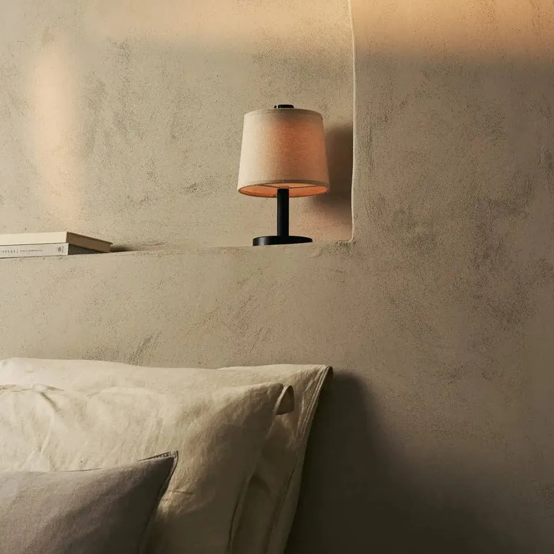 Schwarze Wiederaufladbare Holzlampe Rover | Kabellos, Dimmbare & Leinenmischung