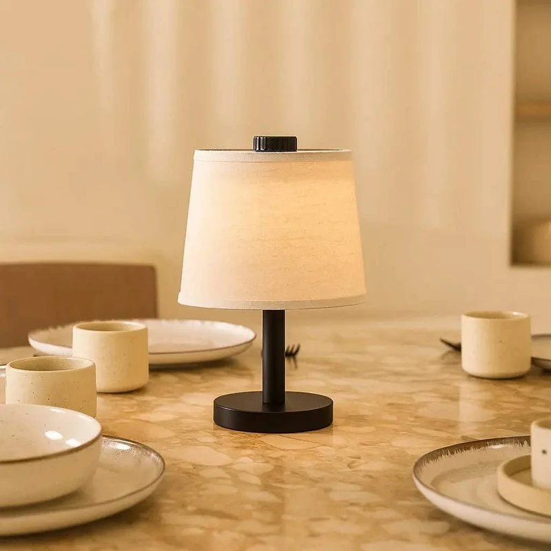 Schwarze Wiederaufladbare Holzlampe Rover | Kabellos, Dimmbare & Leinenmischung