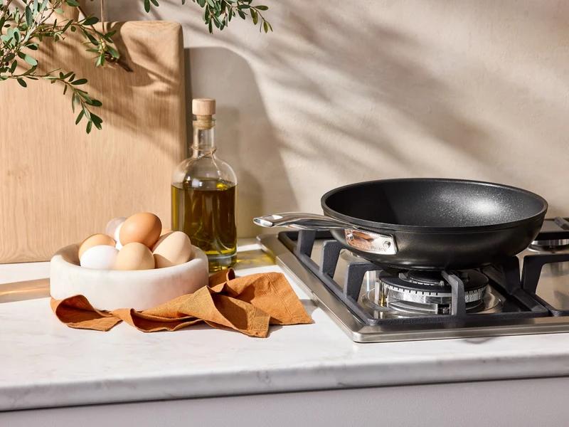 Le Creuset Essential Keramik-Antihaft Pfanne 24cm