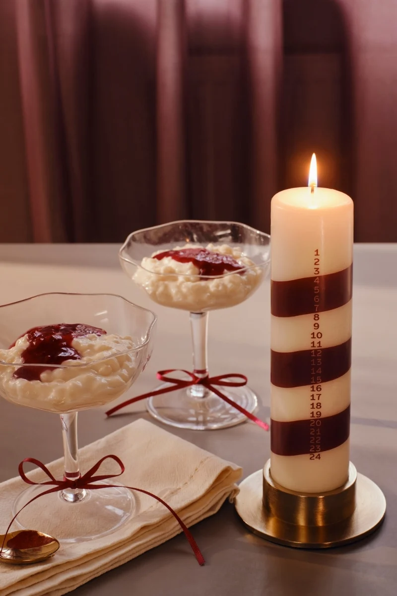 Broste Copenhagen Linea Kalenderlicht off white/burgundy 20cm