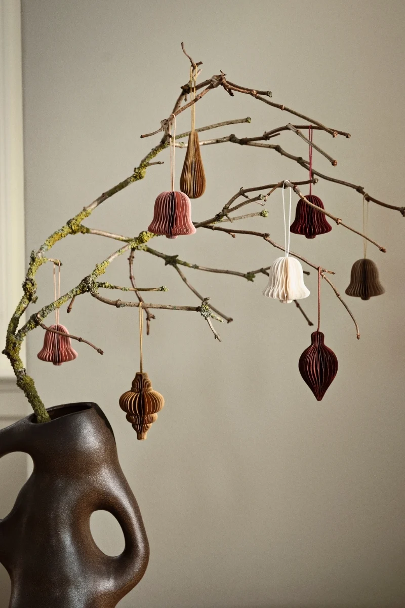 Broste Copenhagen Chime Bell Papierhänger off white Set6
