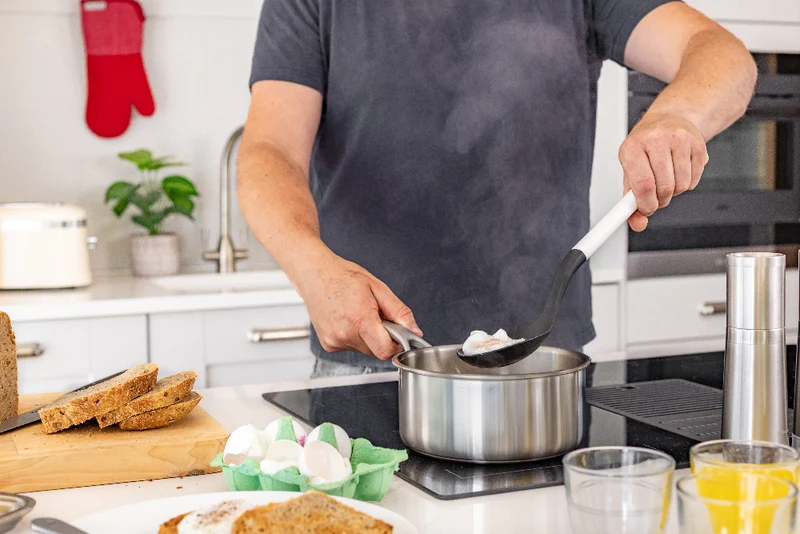 KitchenAid Gemüselöffel Classic Porzellanweiß - Kunststoff - Klassisch Elegant - Ideal zum Servieren