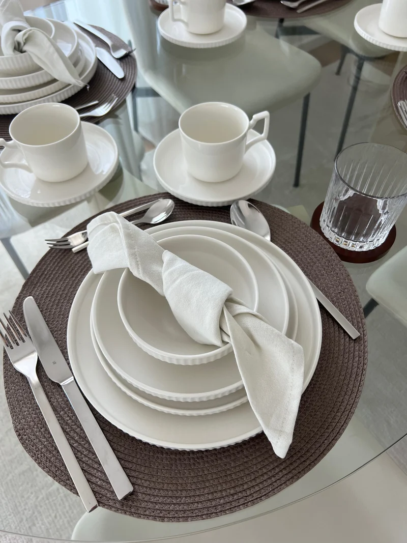 Mimoza Teller-Set