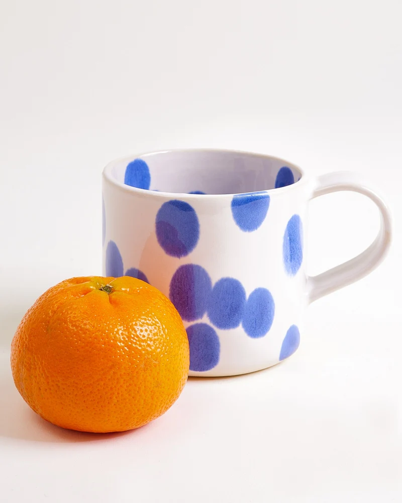 Nódoa Tasse groß gepunktet blau