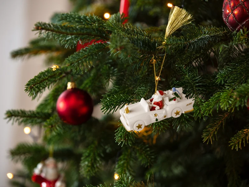 Villeroy & Boch Christmas Classics Ornament Cadillac 2026