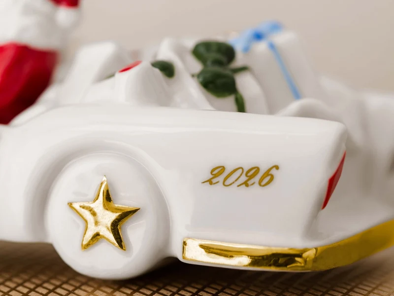 Villeroy & Boch Christmas Classics Ornament Cadillac 2026