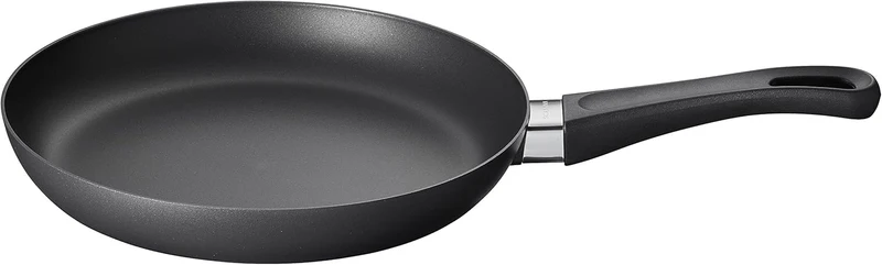 SCANPAN Bratpfanne Classic Induction ø 24 cm - geeignet für alle Wärmequellen - Standard Antihaftbeschichtung