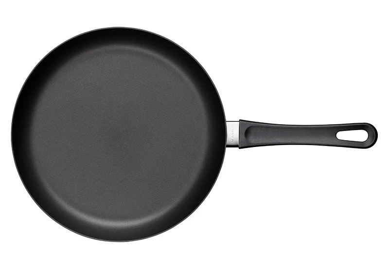 SCANPAN Bratpfanne Classic Induction ø 26 cm - geeignet für alle Wärmequellen - Standard Antihaftbeschichtung