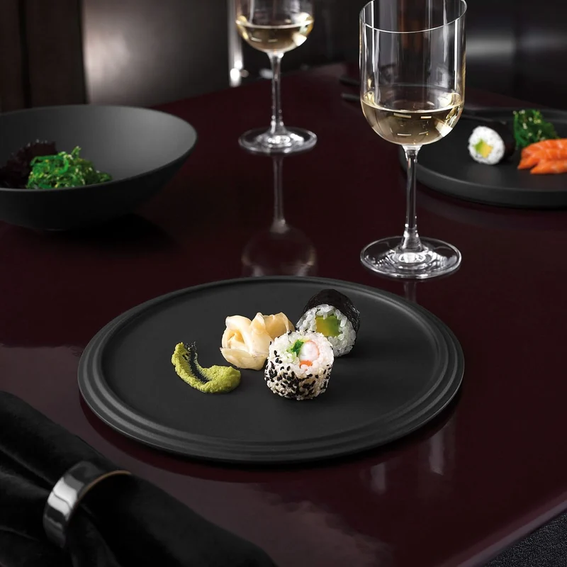 Villeroy & Boch Geschirrset La Boule Schwarz 7-teilig / 2 Personen - 2 Schalen, 2 Teller, 2 Universalplatten und 1 Servierschale