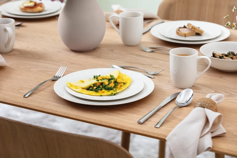 Villeroy & Boch Geschirrset For Me 16-teilig / 4 Personen - 4 Becher mit Henkel, 4 Speiseteller, 4 Frühstücksteller und 4 French Bowls