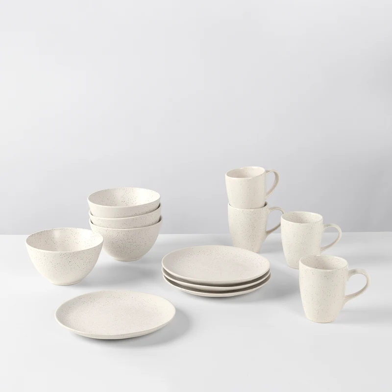 Broste Copenhagen Frühstücksset Nordic Vanilla 12-teilig / 4 Personen - 4 Frühstückteller, 4 Schalen und 4 Tassen