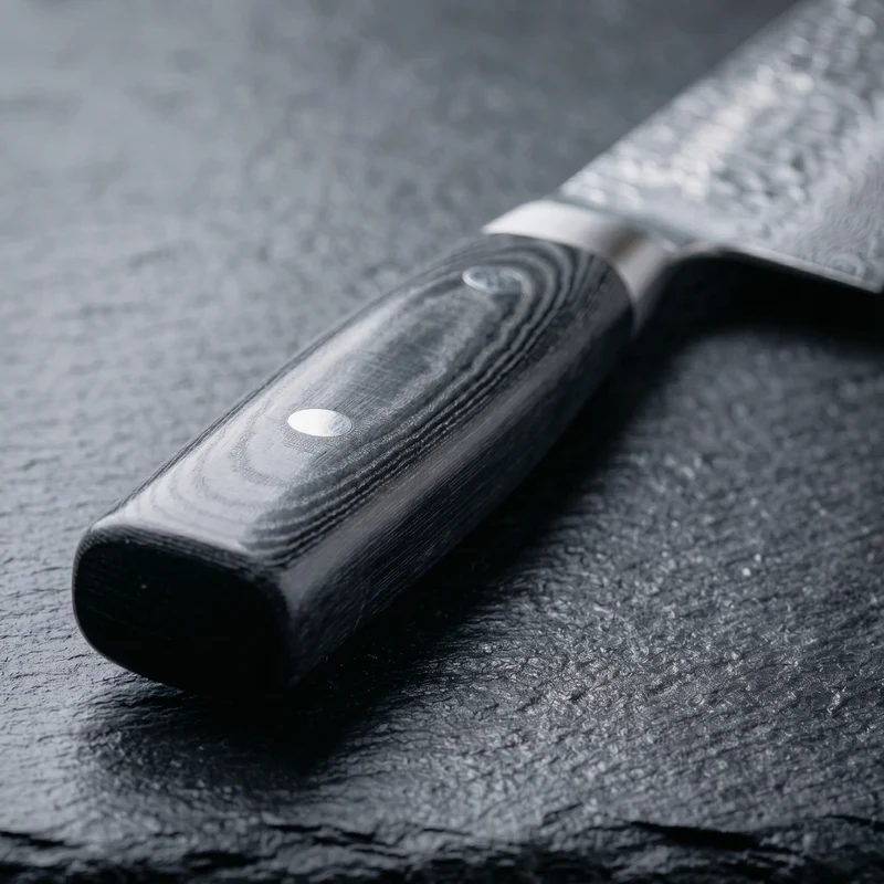 Yaxell Zen Fleischmesser 23 cm – 37-lagiger Damaststahl – Griff aus Canvas-Micarta