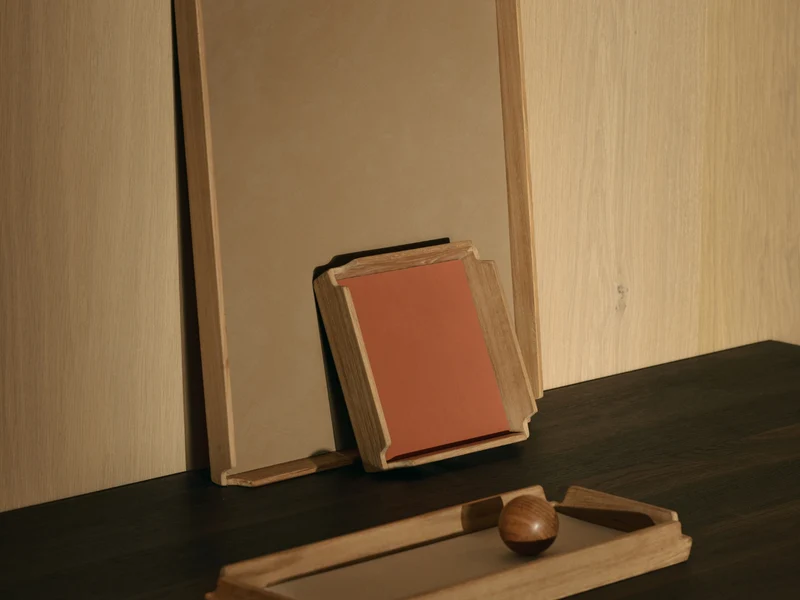 LIND DNA Nupo Tablett Teak Square M airy nougat 36x28cm