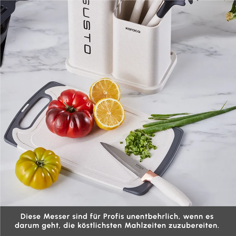 Karaca Gusto 12-teiliges Messer-/Schneidebrett-Set in Creme