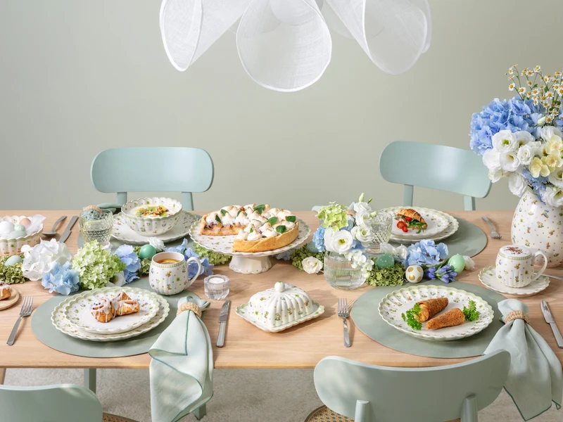 Villeroy & Boch Easter Delight Kuchenplatte auf Fuss 32cm