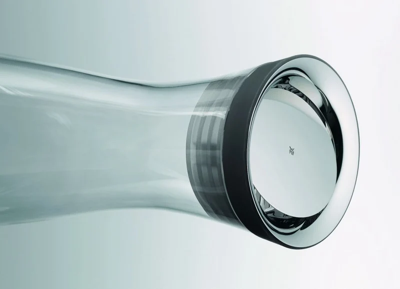 WMF Basic Wasserkaraf - Tropffrei - Schwarz / Silber - 1 Liter