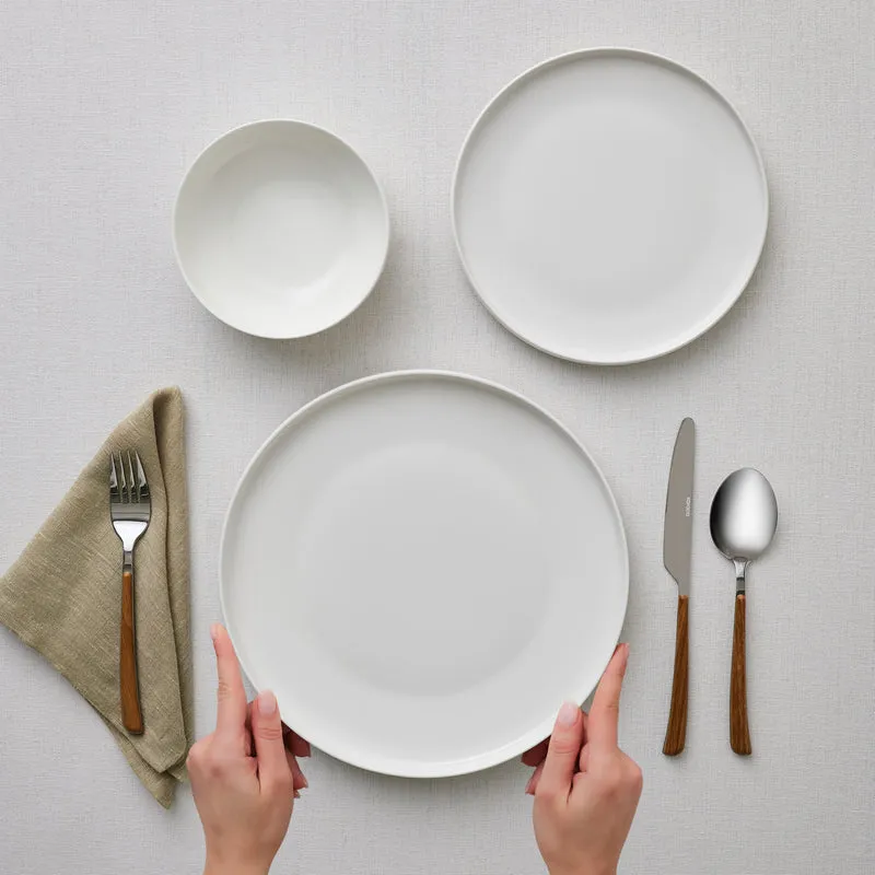 Karaca Stream Bone China Saturn 12-teiliges Tafelservice für 4 Personen, Weiß