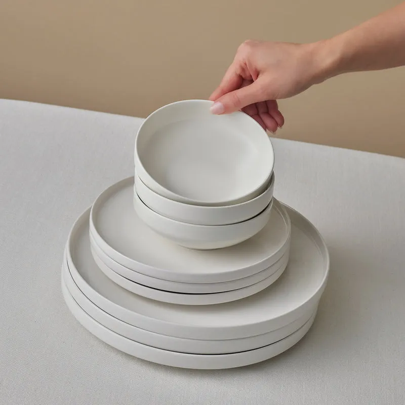 Karaca Stream Bone China Saturn 12-teiliges Tafelservice für 4 Personen, Weiß