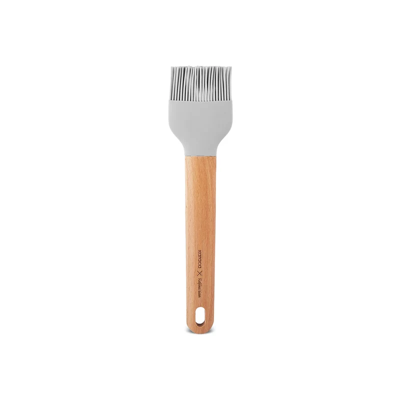 Karaca x Refika Gadgets Silikonpinsel mit Holzgriff